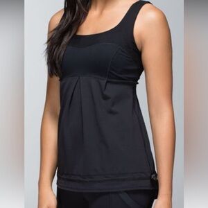Lululemon Elevate Tank Top, size 6